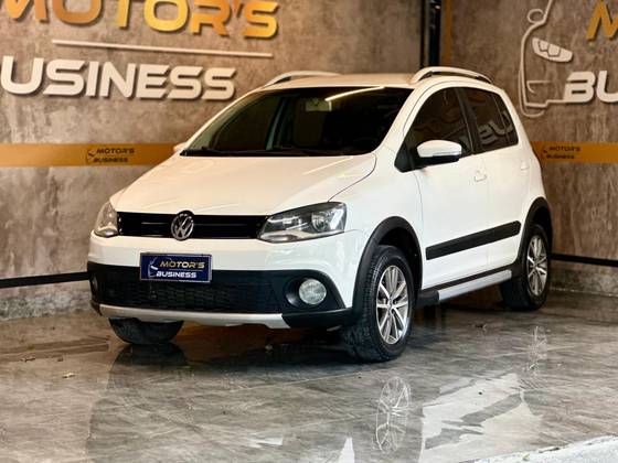 VOLKSWAGEN CROSSFOX 1.6 MI FLEX 8V 4P MANUAL